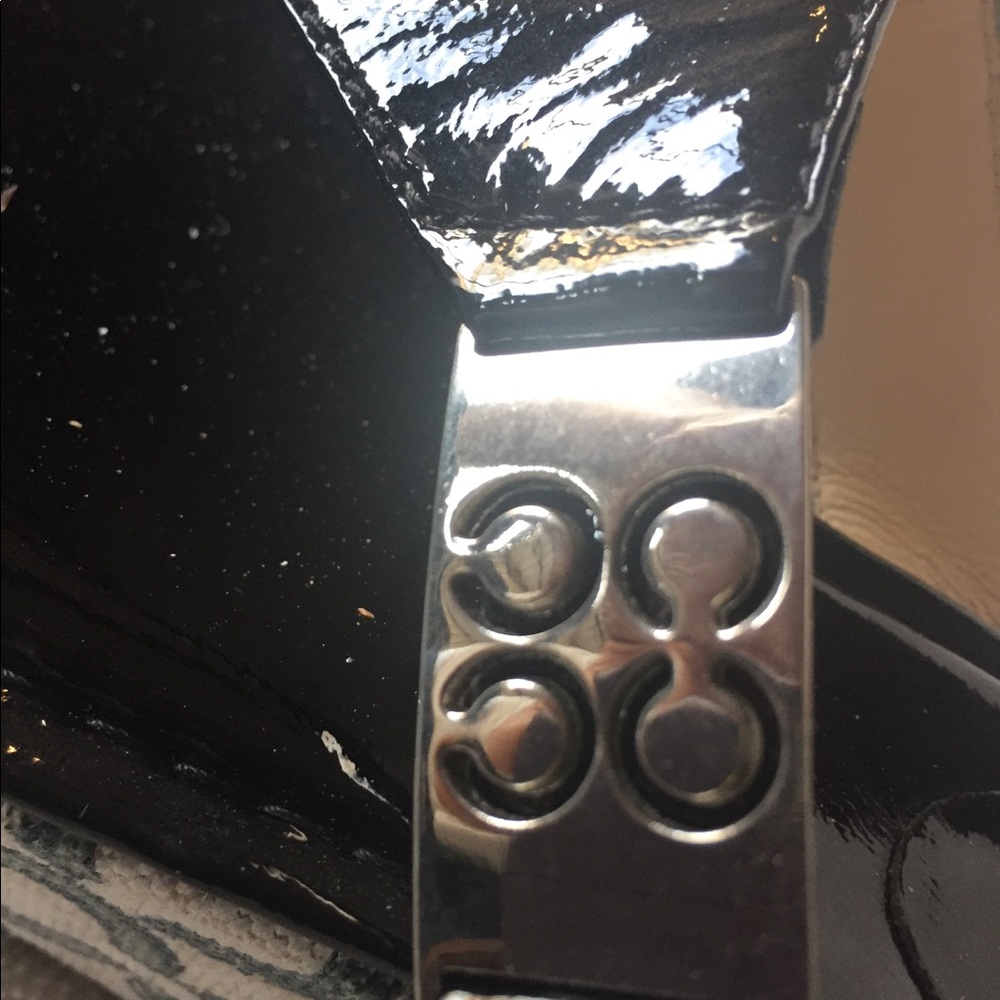 Authentic Coach Sandals - Picture 4 of 5